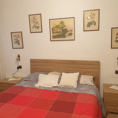 Casa Vacanze Alice E Arianna Cairo Montenotte Eksteriør billede